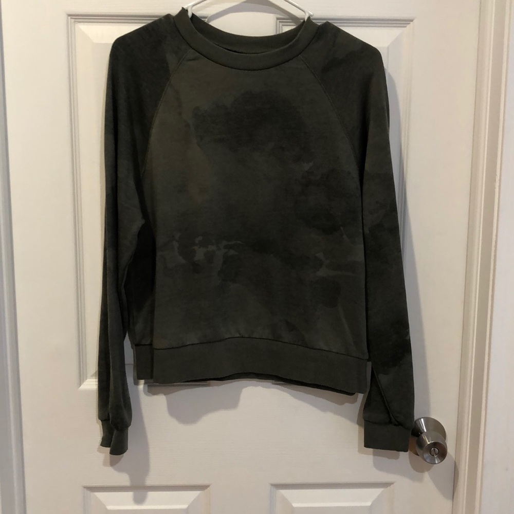 Camo crewneck
